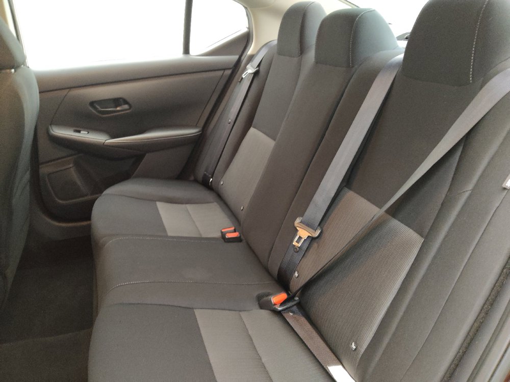 Used 2025 Nissan Sentra SV FWD image 18