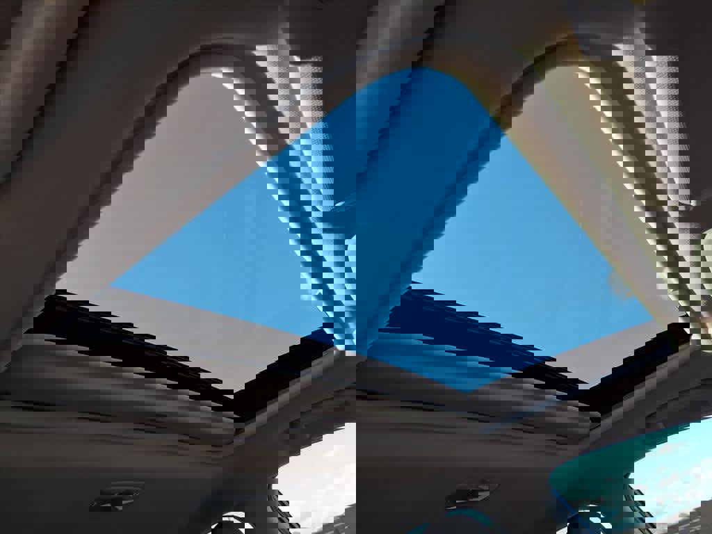 Certified 2025 Subaru Crosstrek 2.0i Premium image 17