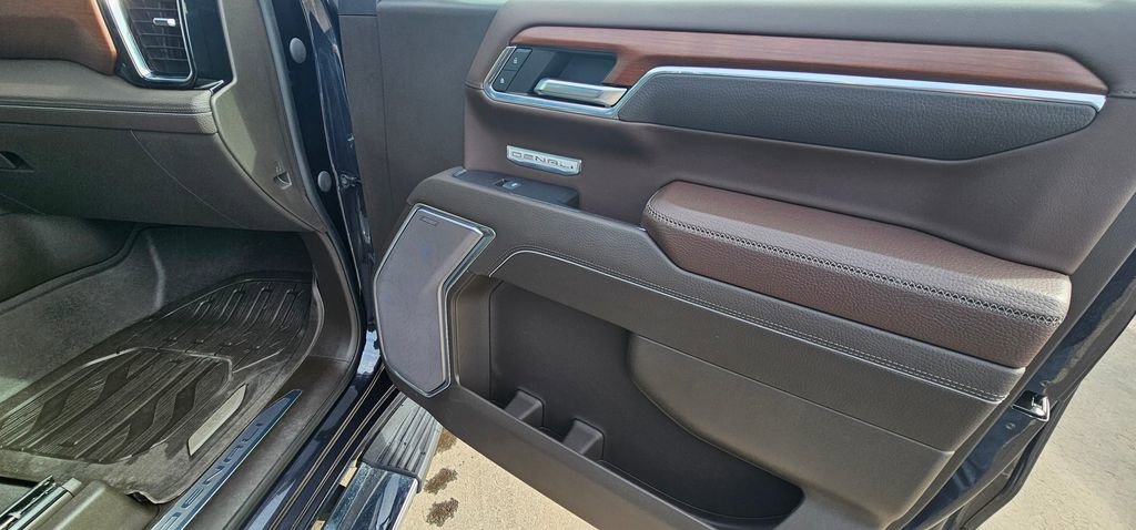 Used 2023 GMC Sierra 1500 Denali w/ Technology Package image 20