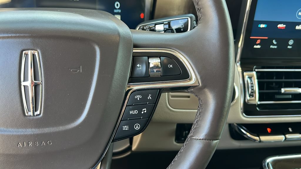 Certified 2024 Lincoln Navigator L Reserve AWD/4WD image 20