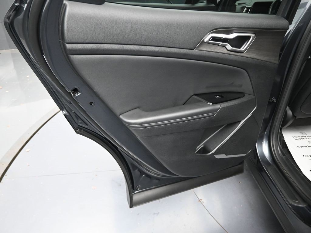 Used 2024 Kia Sportage X-Line w/ X-Line Premium Package image 32