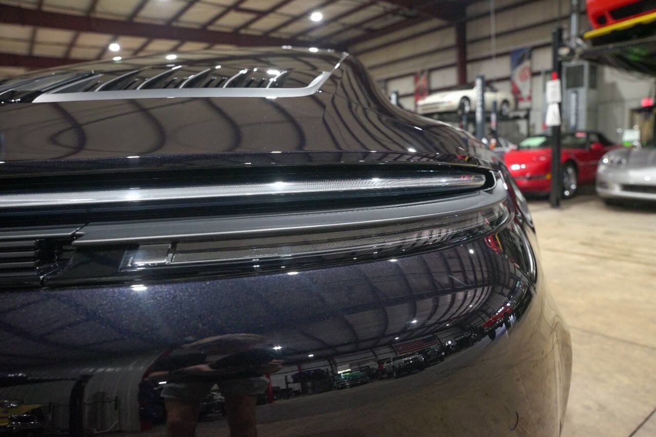 Used 2025 Porsche 911 GTS image 30