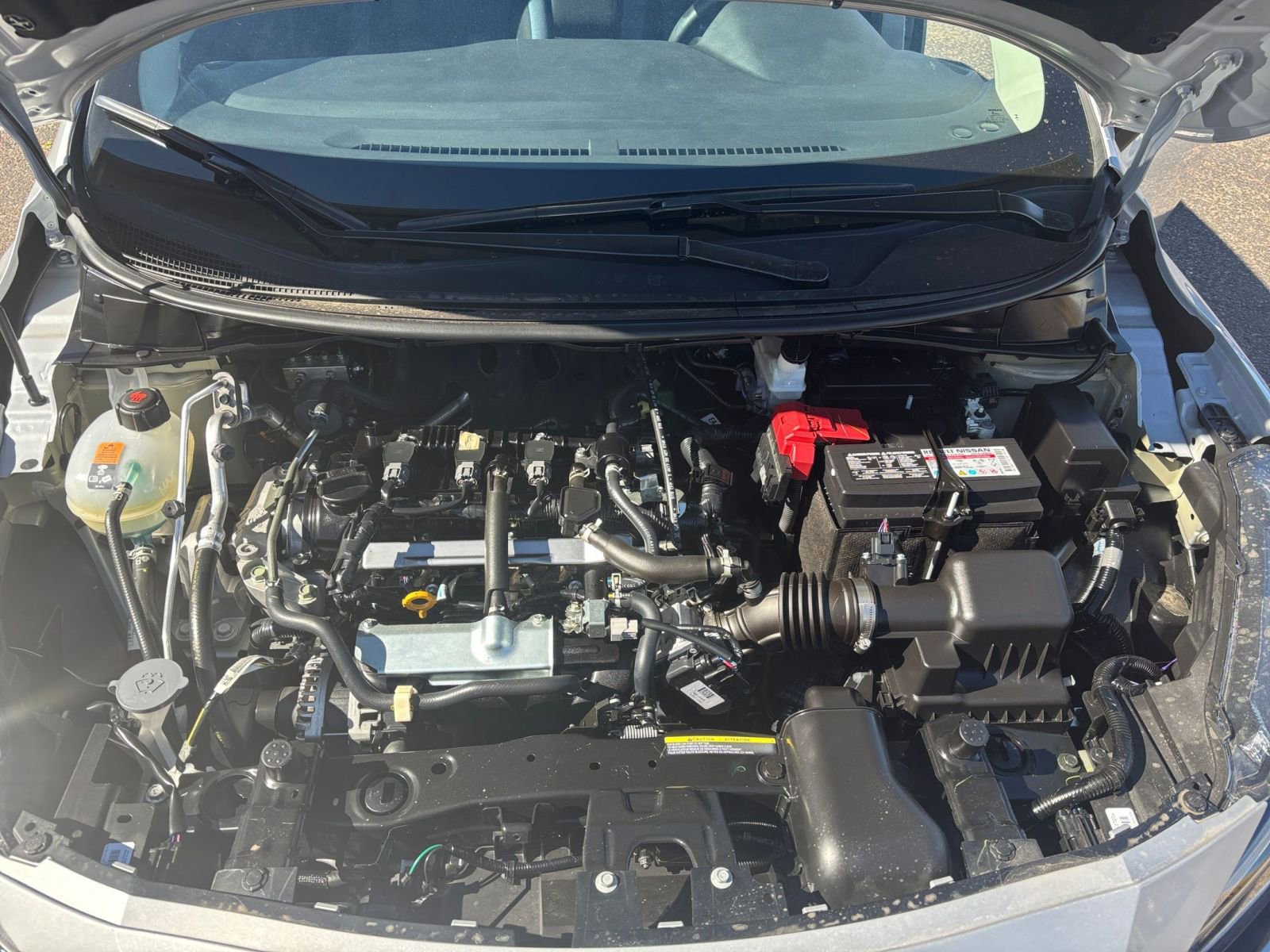 Used 2025 Nissan Versa SV image 30