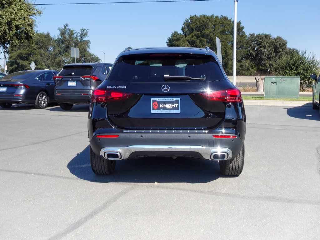 Used 2025 Mercedes-Benz GLA 250 image 7
