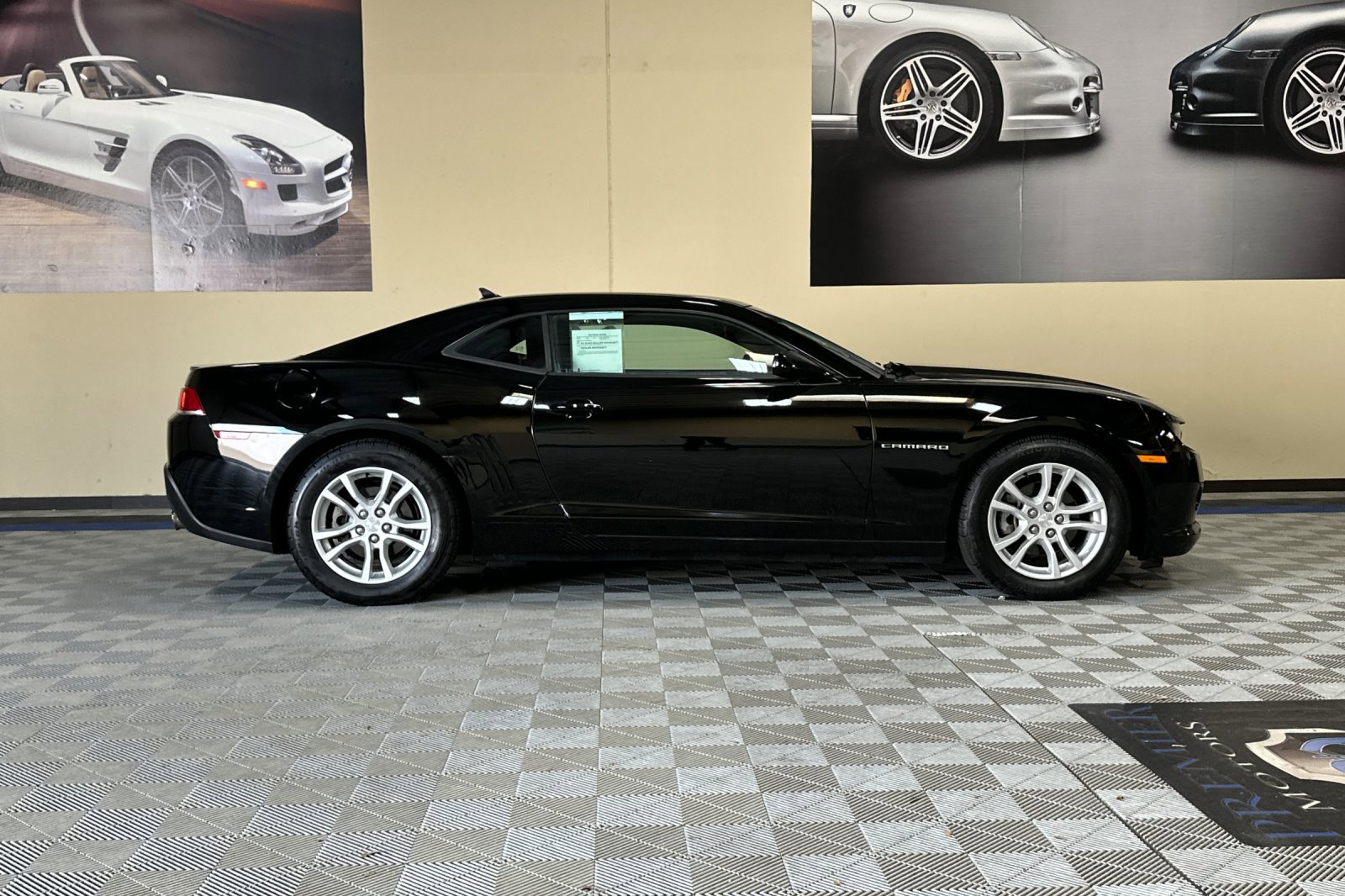 Used 2015 Chevrolet Camaro LT image 3