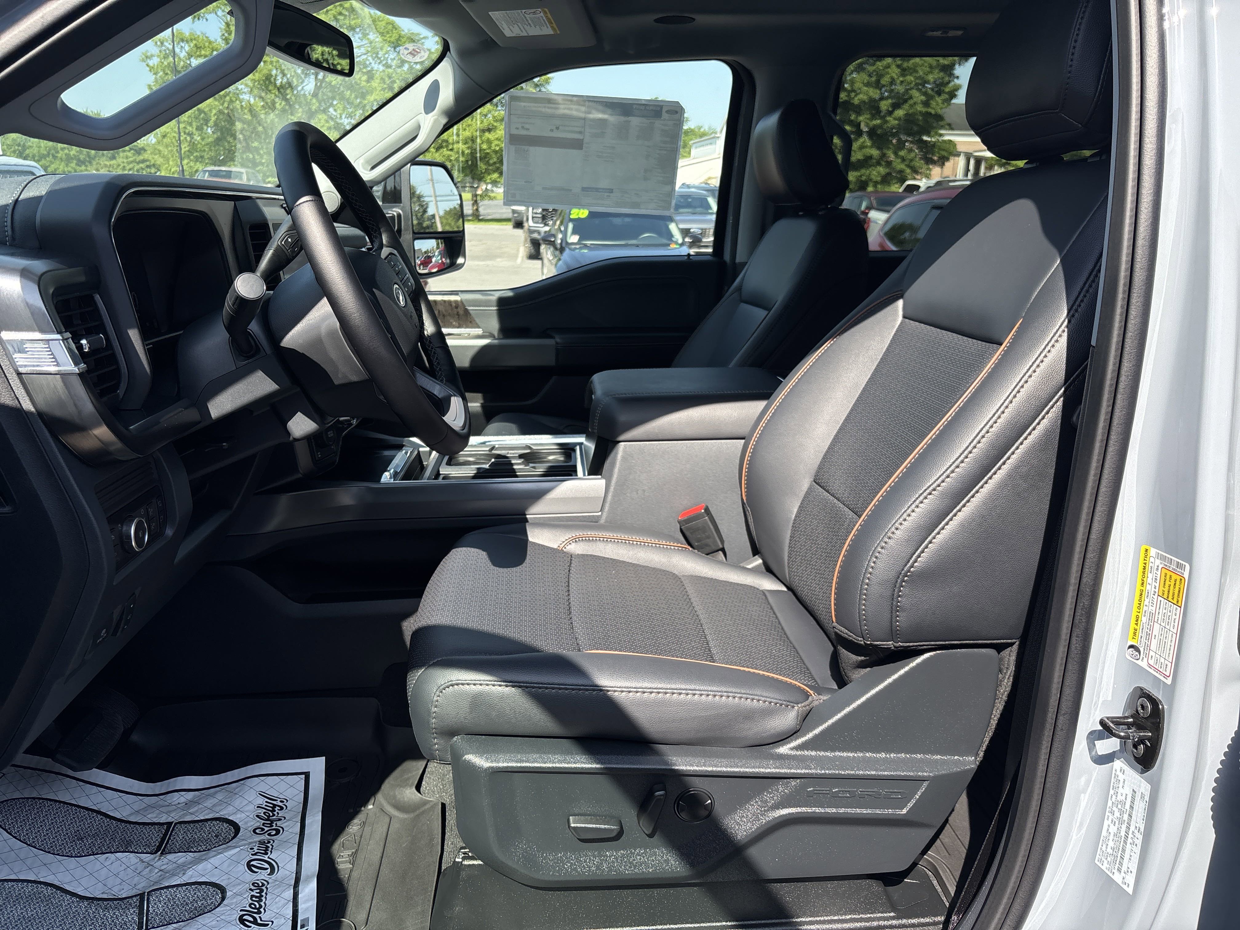 New 2025 Ford F250 Lariat w/ Lariat Ultimate Package image 12