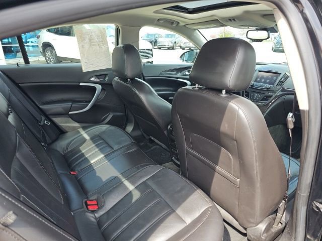 Used 2015 Buick Regal Premium w/ Experience Buick Package FWD image 31