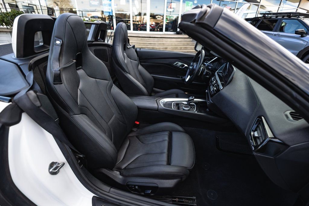 Used 2020 BMW Z4 sDrive30i w/ Convenience Package RWD image 30