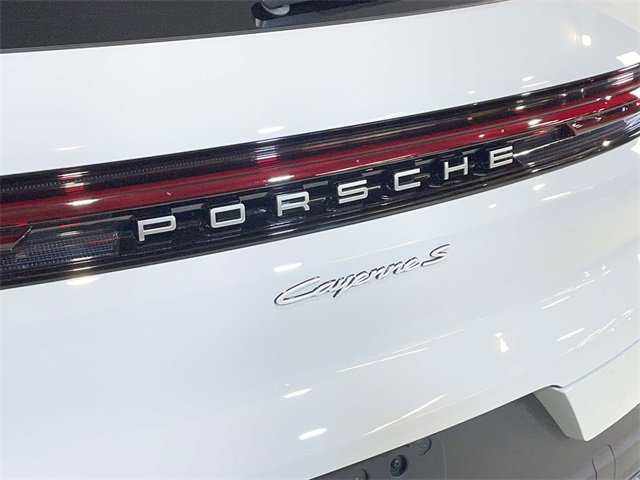 New 2026 Porsche Cayenne S image 12