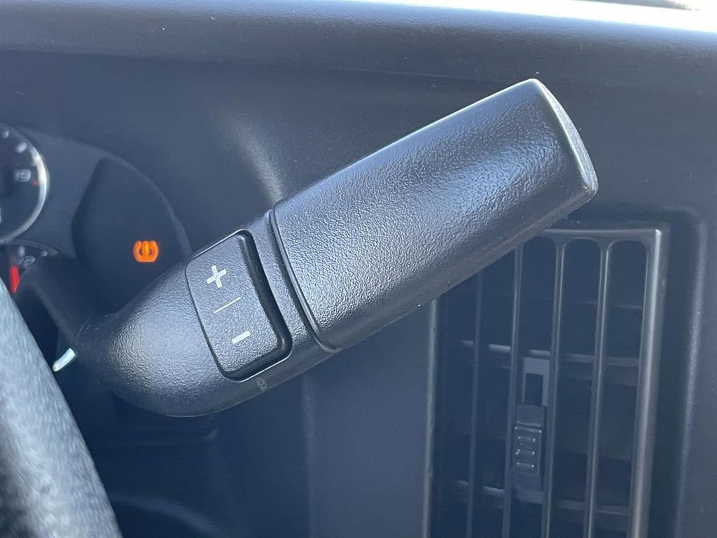 Used 2015 Chevrolet Express 2500 Work Van image 20