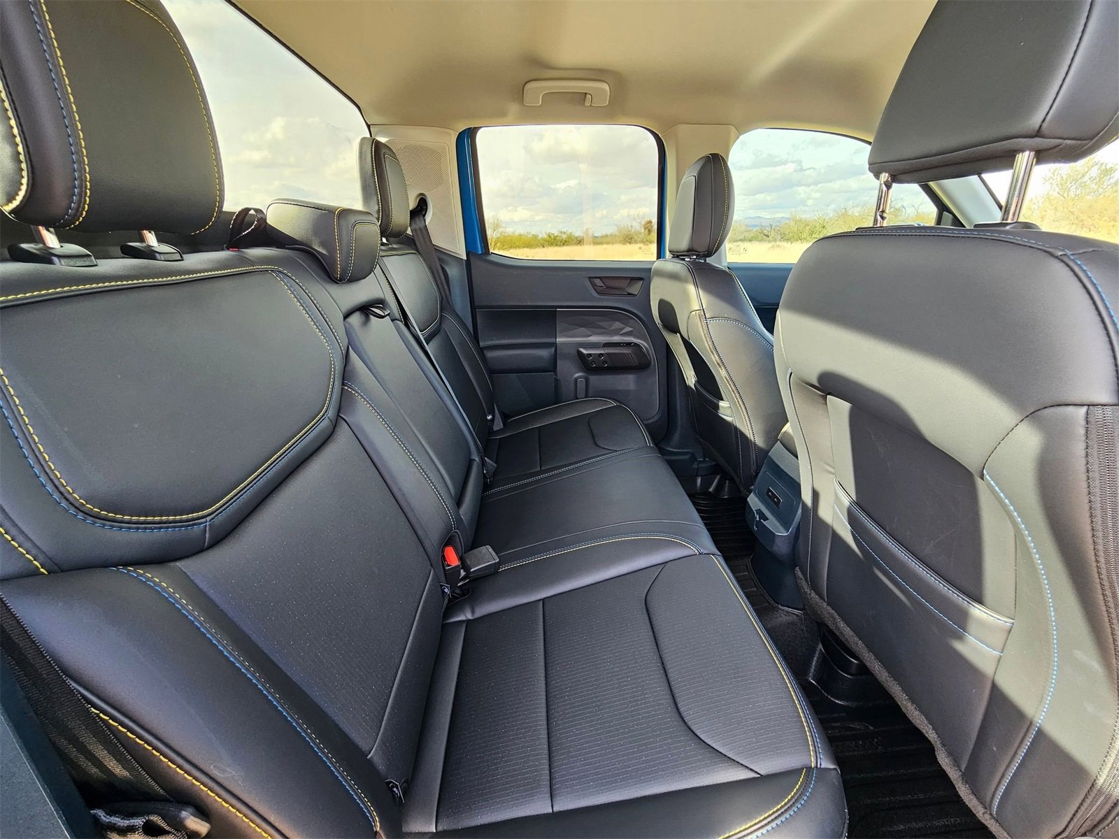 Used 2025 Ford Maverick Lobo image 19