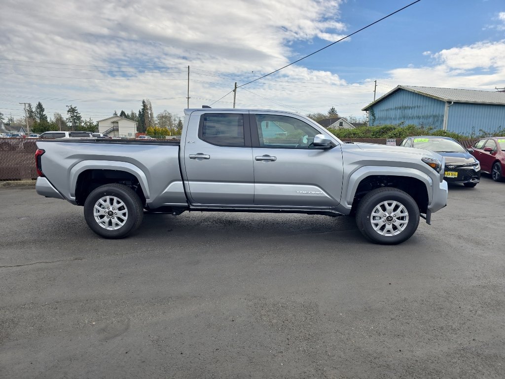 New 2026 Toyota Tacoma SR5 AWD/4WD image 7