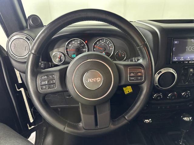 Used 2012 Jeep Wrangler Unlimited Sahara w/ Connectivity Group image 15