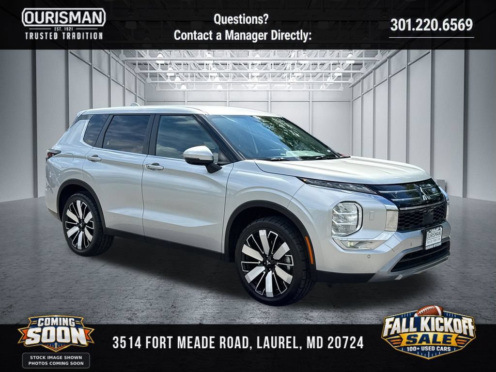 Used 2025 Mitsubishi Outlander SE