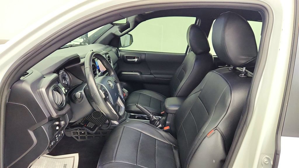 Used 2018 Toyota Tacoma TRD Pro AWD/4WD image 22