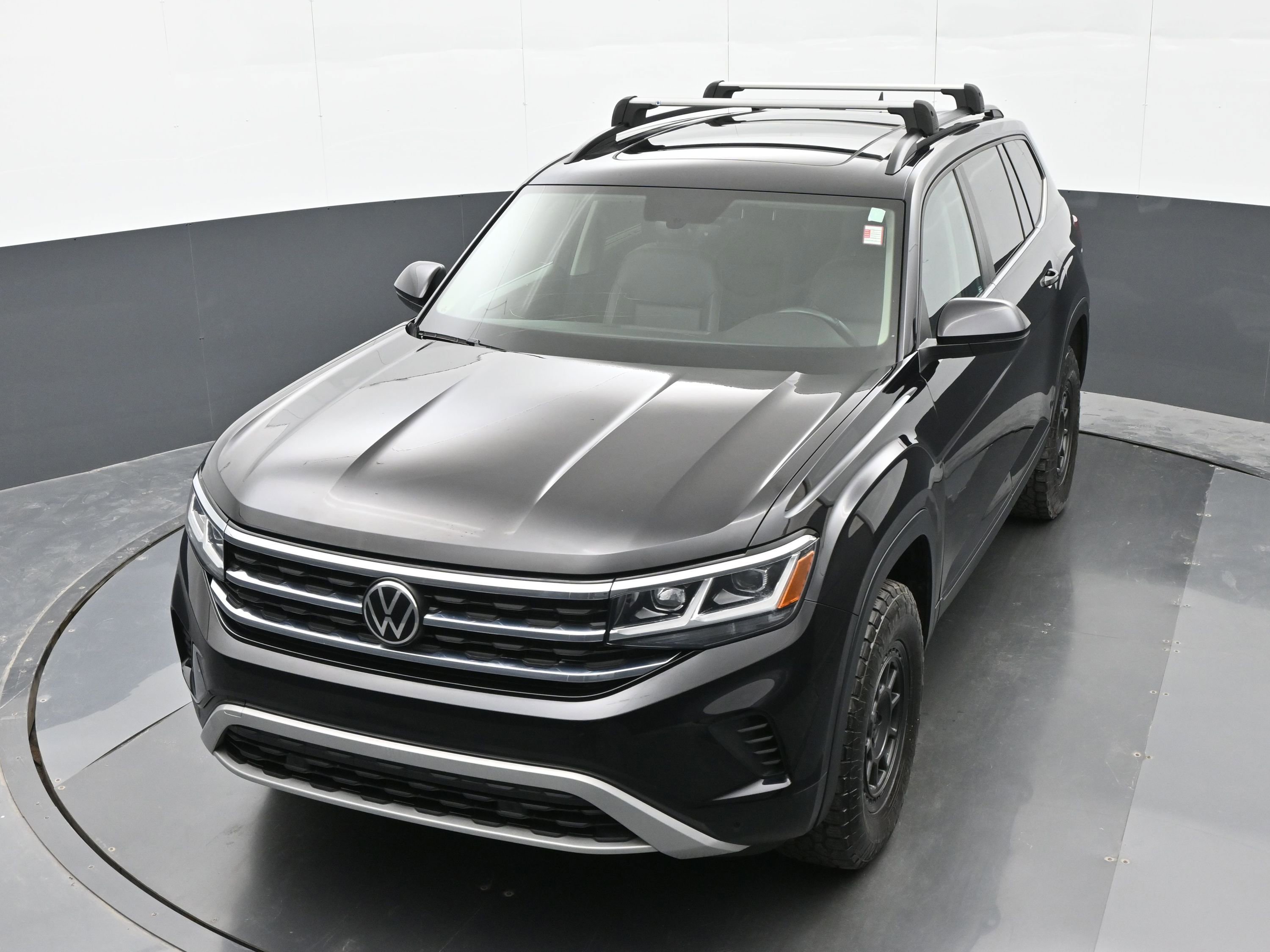 Used 2021 Volkswagen Atlas SE w/ Panoramic Sunroof Package AWD/4WD image 37