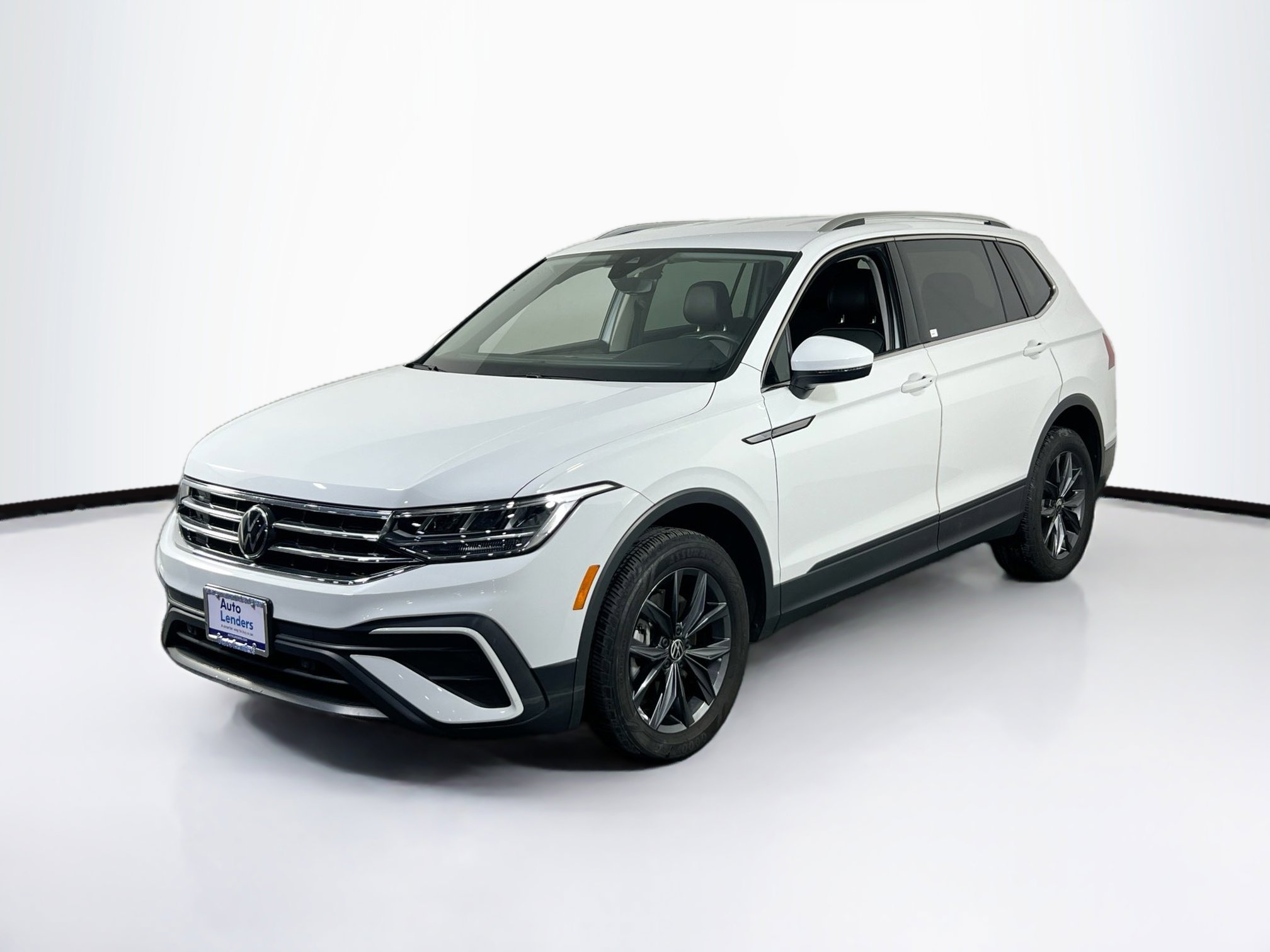 Used 2022 Volkswagen Tiguan SE