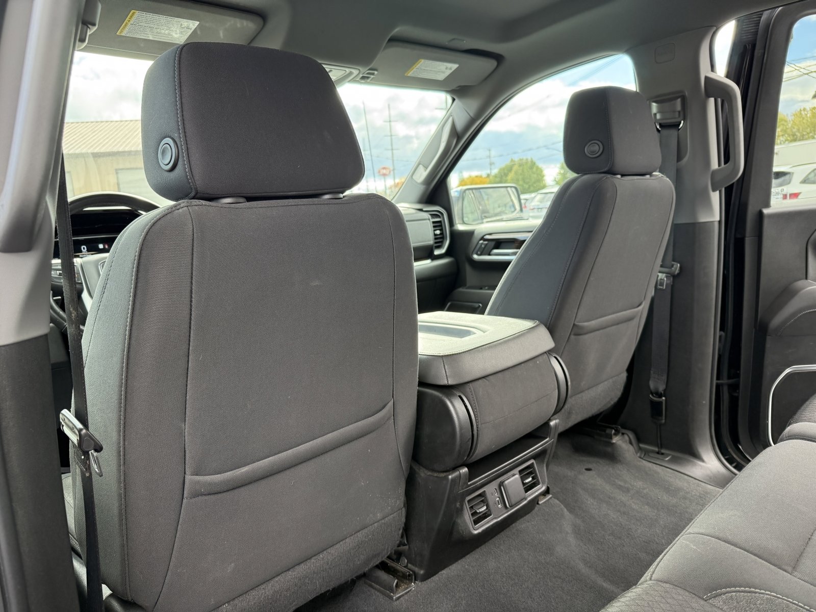 Used 2022 GMC Sierra 1500 SLE image 16