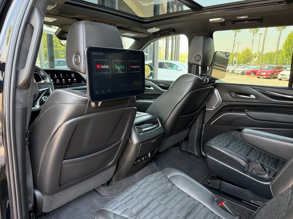 Used 2023 Cadillac Escalade V AWD/4WD image 25