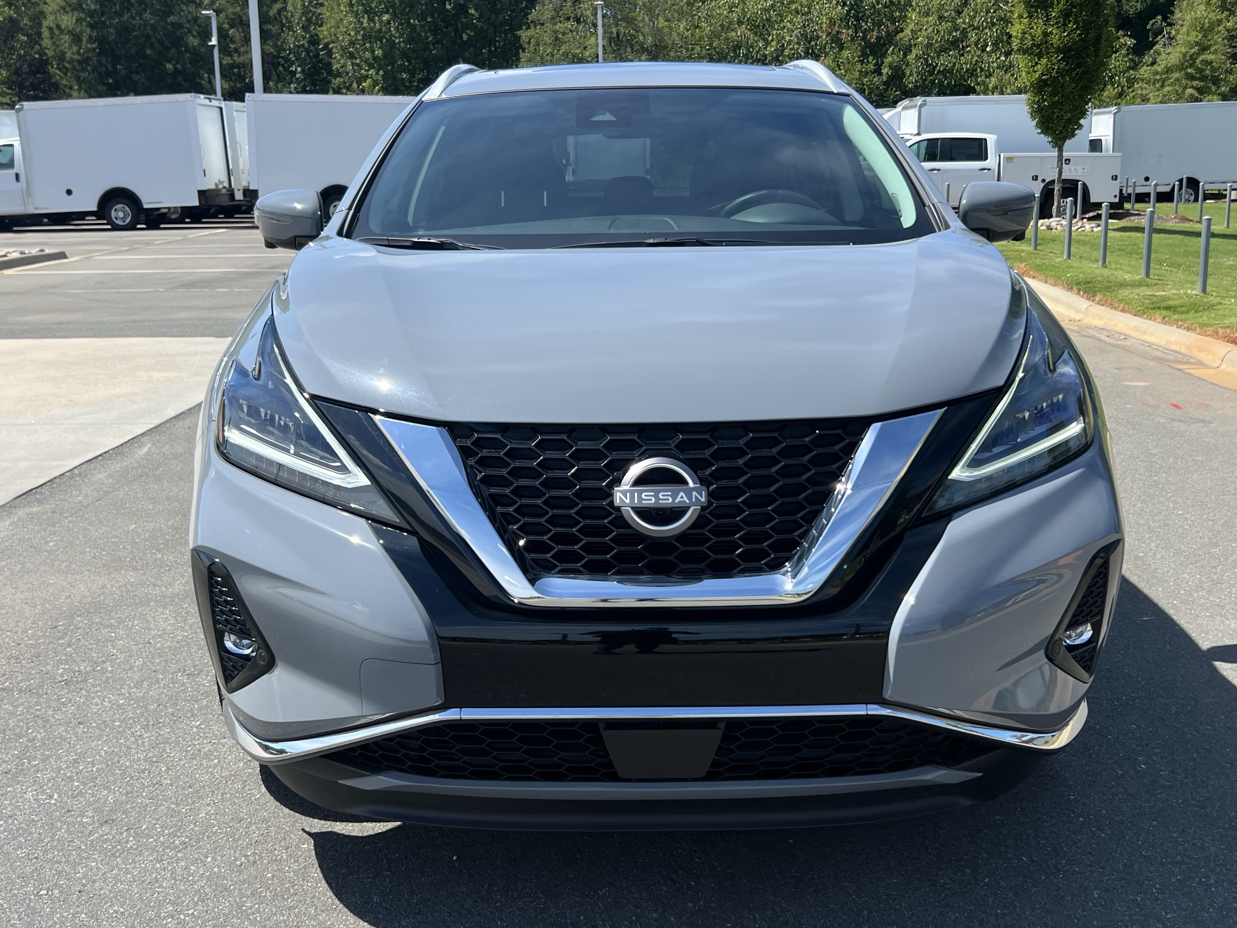 Used 2024 Nissan Murano Platinum w/ Cargo Package FWD image 4