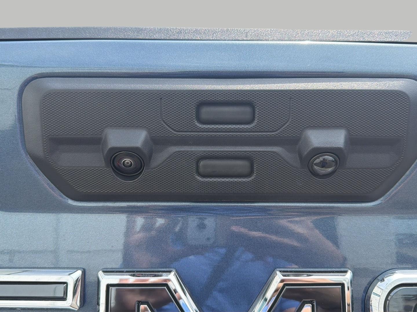 Used 2026 GMC Sierra 3500 Denali Ultimate AWD/4WD image 12