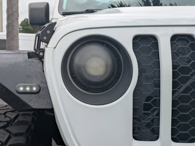 Used 2021 Jeep Gladiator Sport AWD/4WD image 10