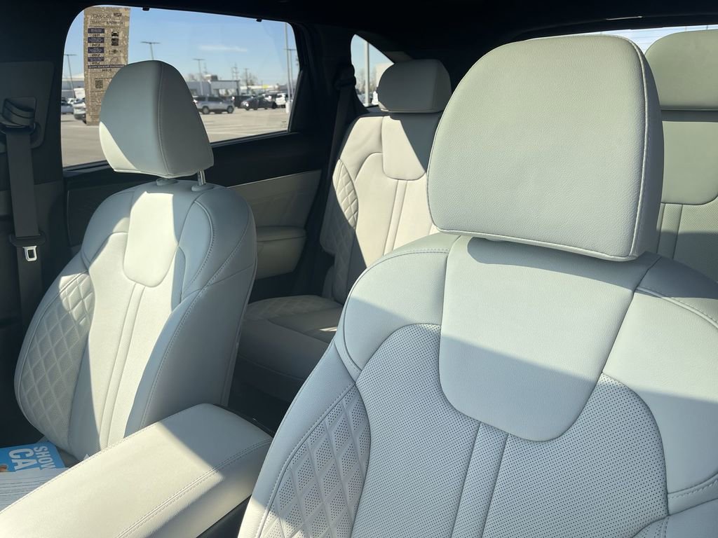 Used 2025 Kia Sorento SX Prestige image 17