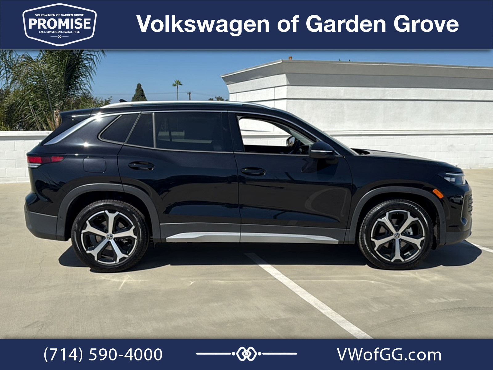 New 2026 Volkswagen Tiguan SE FWD image 9