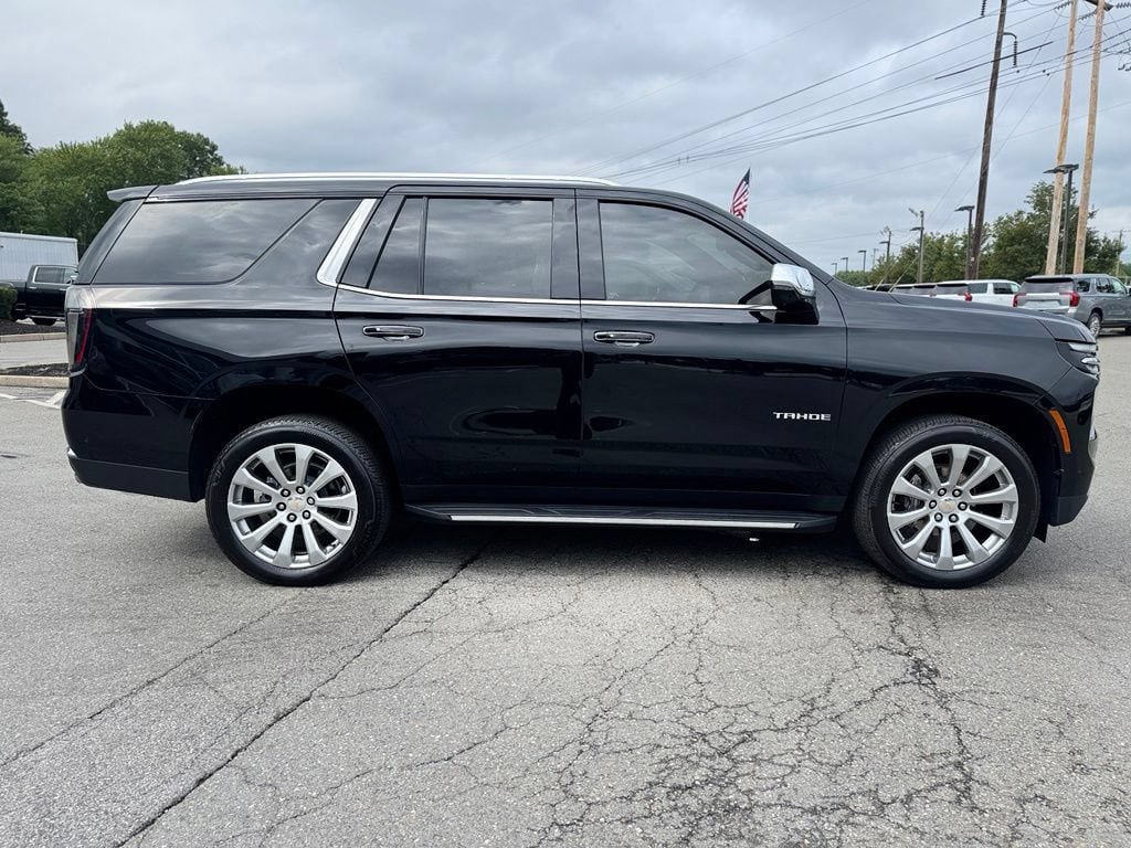 Used 2026 Chevrolet Tahoe Premier w/ Sun And Tow Package AWD/4WD image 8