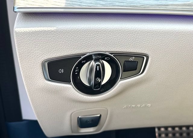 Used 2023 Mercedes-Benz E 450 4MATIC Cabriolet image 30