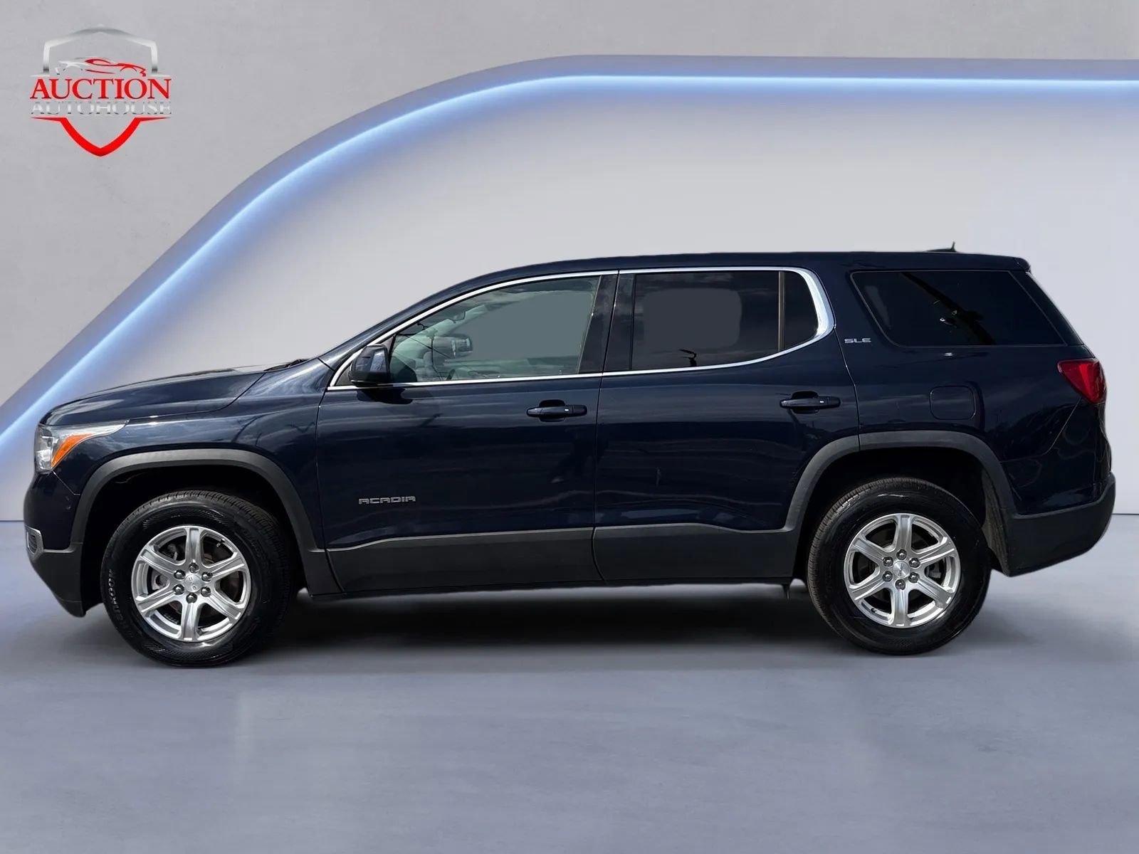 Used 2017 GMC Acadia SLE image 6