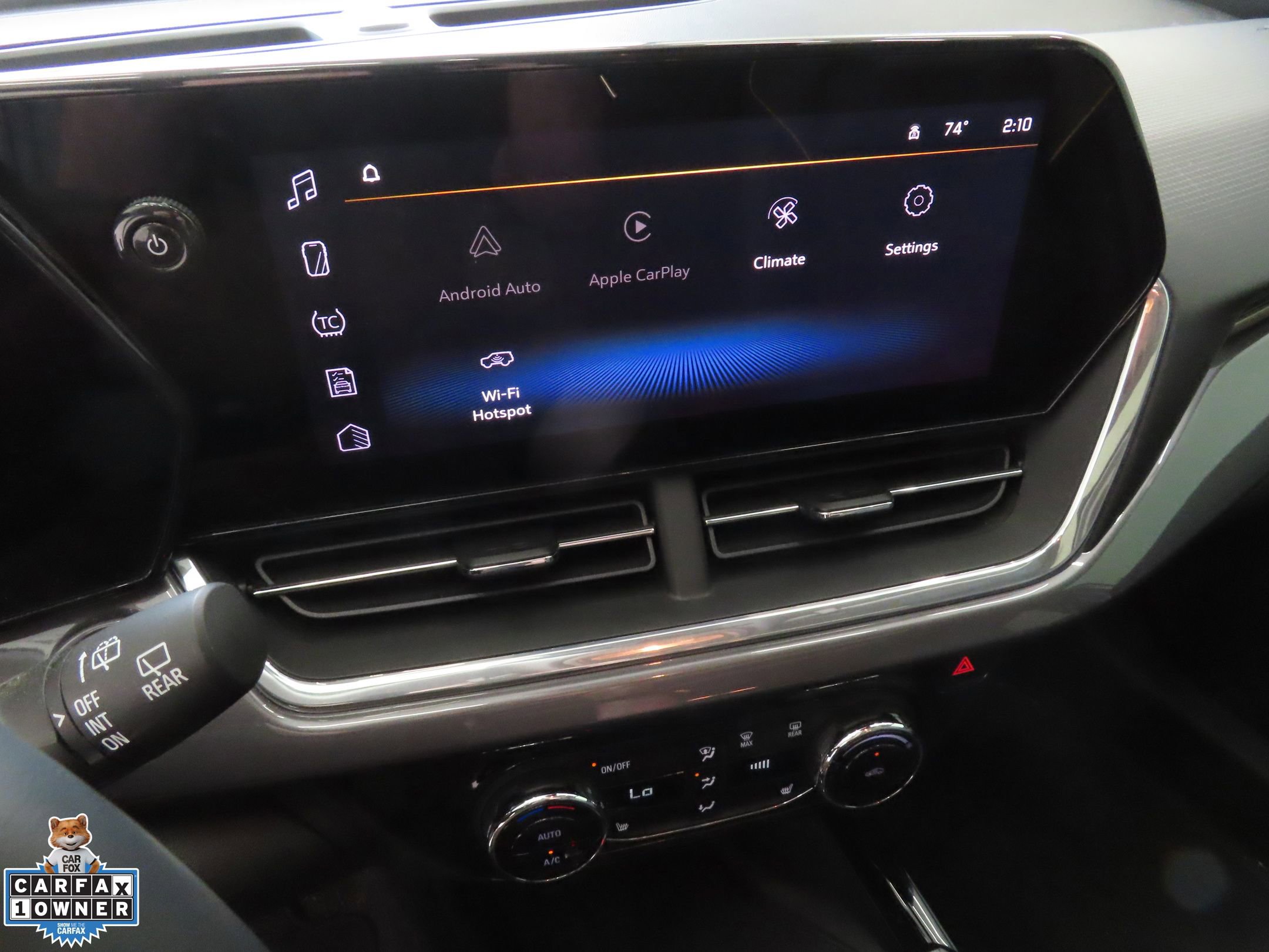 Used 2025 Chevrolet Trax ACTIV w/ Sunroof Package FWD image 17