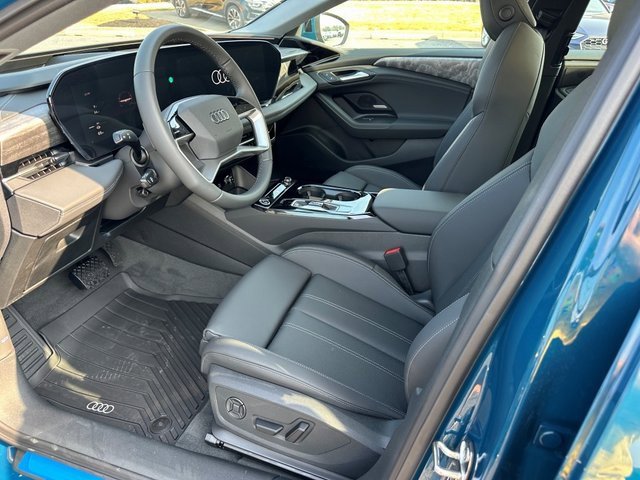 New 2025 Audi A6 e-tron Premium Plus image 18