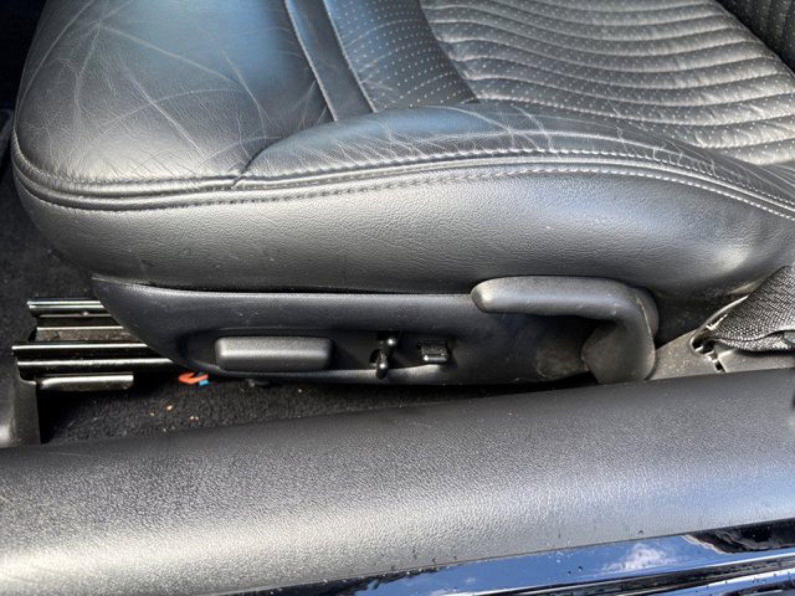 Used 2004 Chevrolet Corvette Convertible w/ Preferred Equipment Group image 11