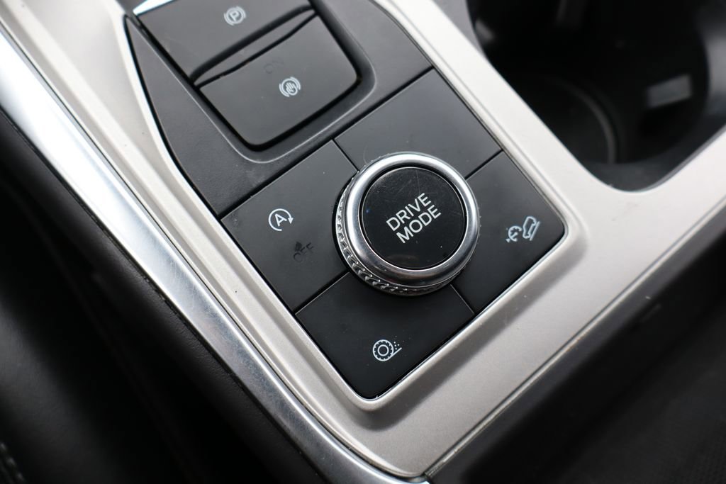 Used 2023 Ford Explorer XLT w/ Equipment Group 202A image 24