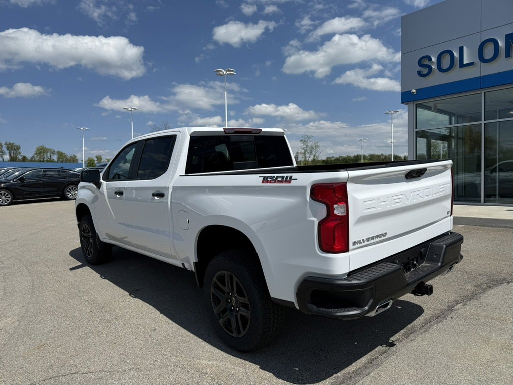 New 2026 Chevrolet Silverado 1500 LT Trail Boss w/ Convenience Package II AWD/4WD image 3