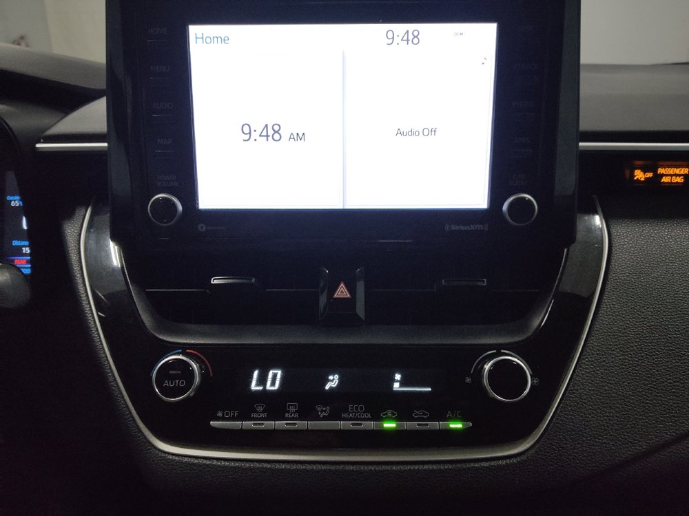 Used 2022 Toyota Corolla LE FWD image 25