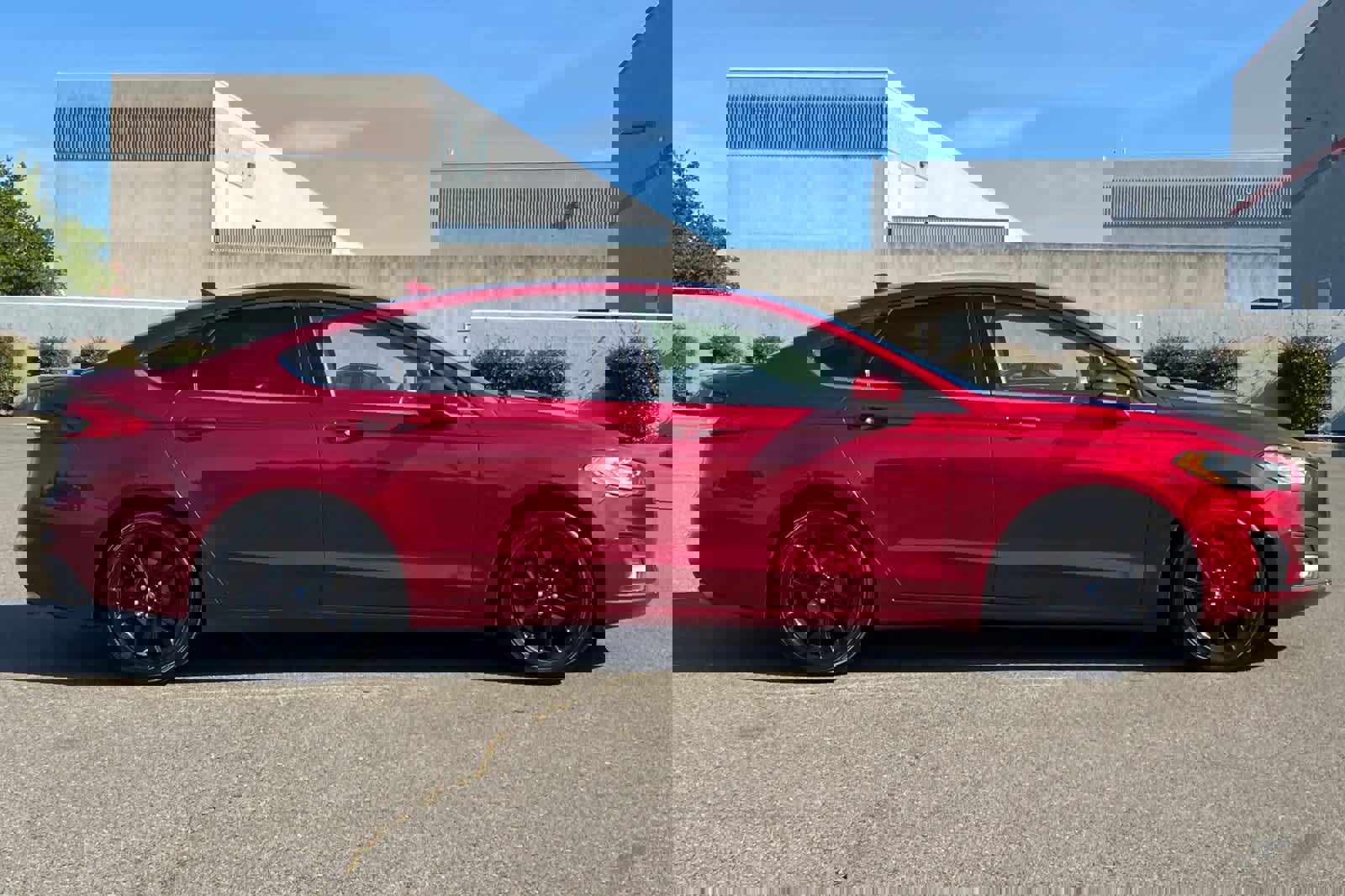 Used 2019 Ford Fusion SE w/ Equipment Group 151A image 6