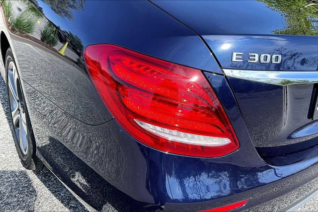 Used 2019 Mercedes-Benz E 300 4MATIC image 26