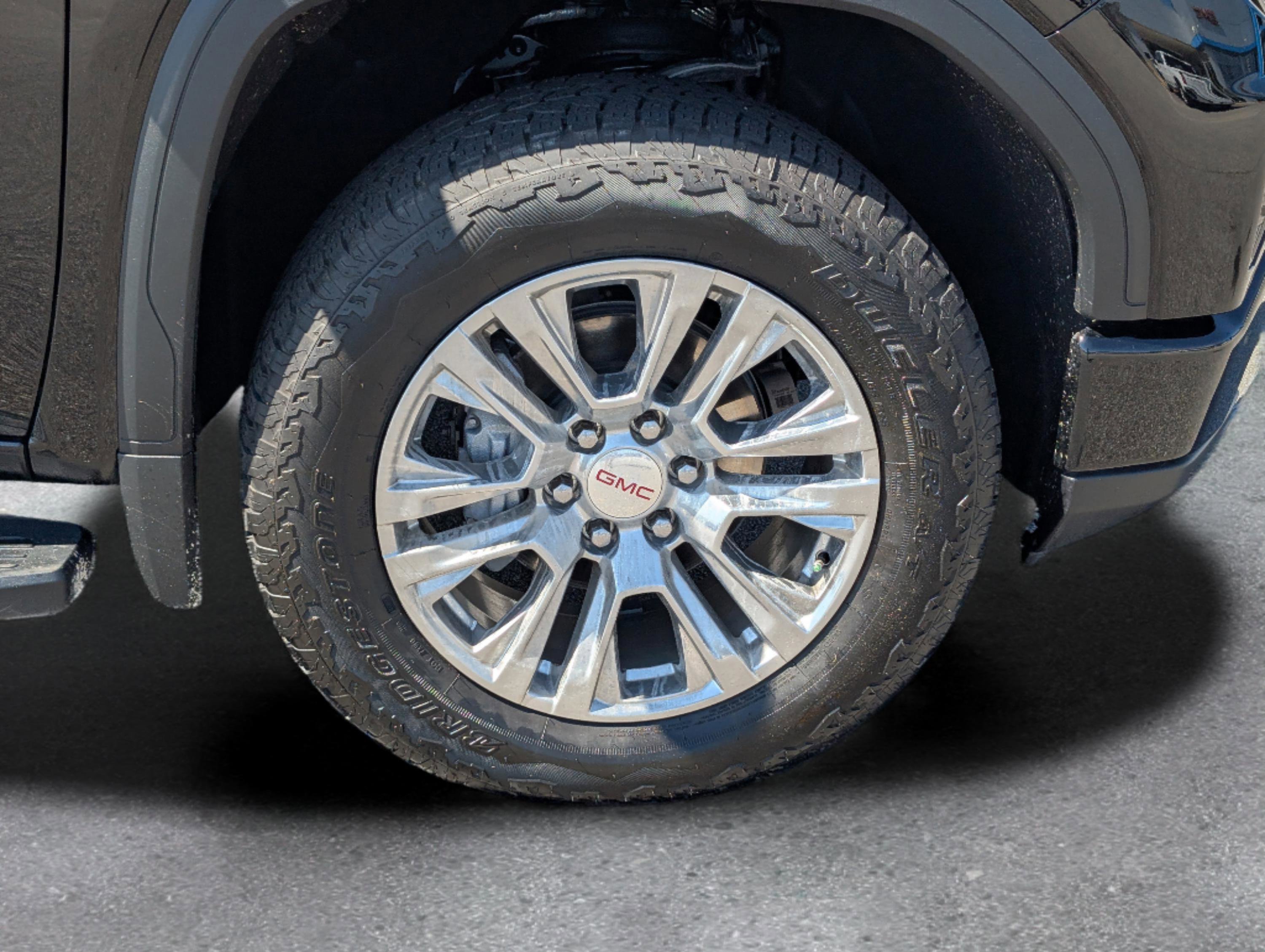 Certified 2025 GMC Sierra 1500 Denali image 6