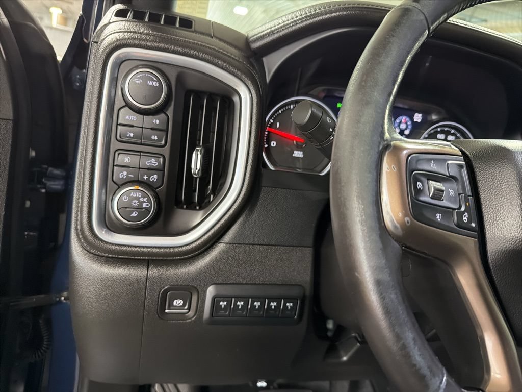 Used 2022 Chevrolet Silverado 3500 High Country w/ Z71 Off-Road Package AWD/4WD image 26