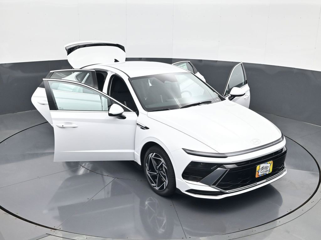 New 2026 Hyundai Sonata SEL FWD image 29