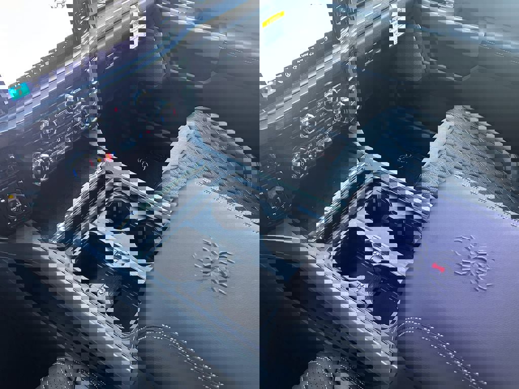 New 2026 Ford F250 Lariat w/ Black Appearance Package image 24