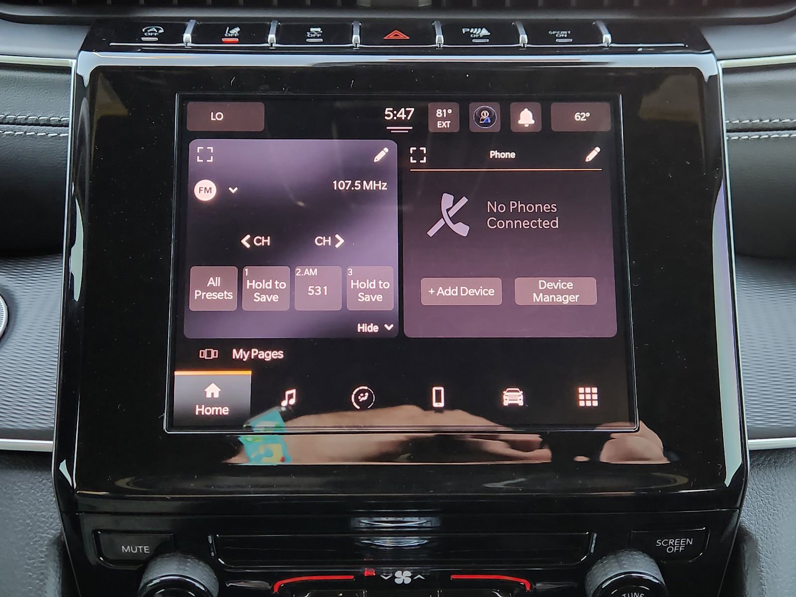 New 2026 Jeep Grand Cherokee Laredo RWD image 18