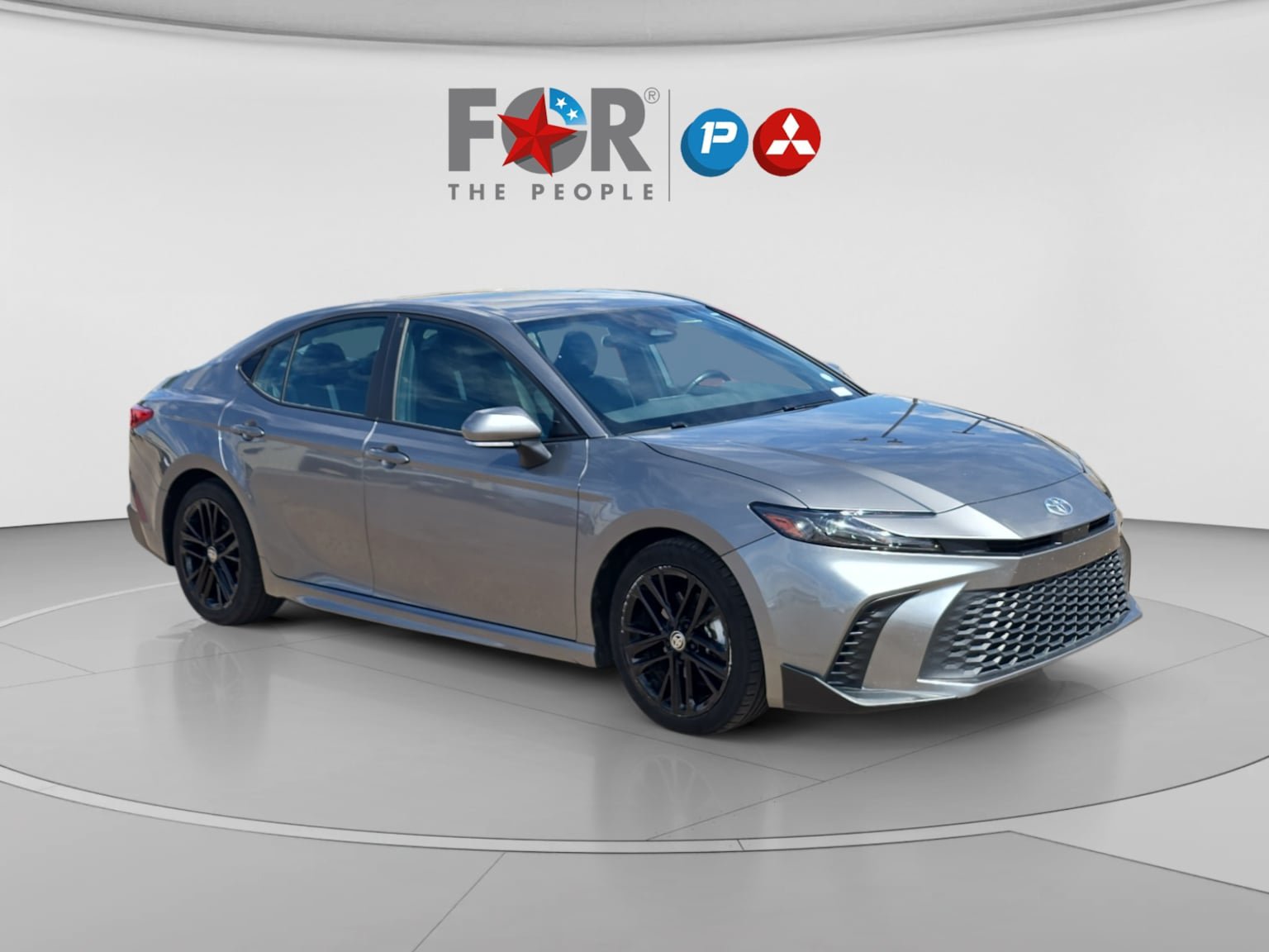 Used 2025 Toyota Camry SE FWD image 7