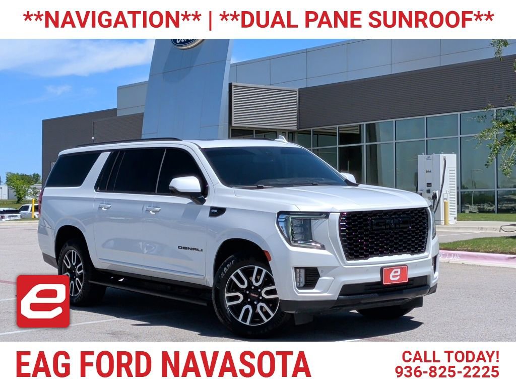 Used 2022 GMC Yukon XL Denali AWD/4WD image 1