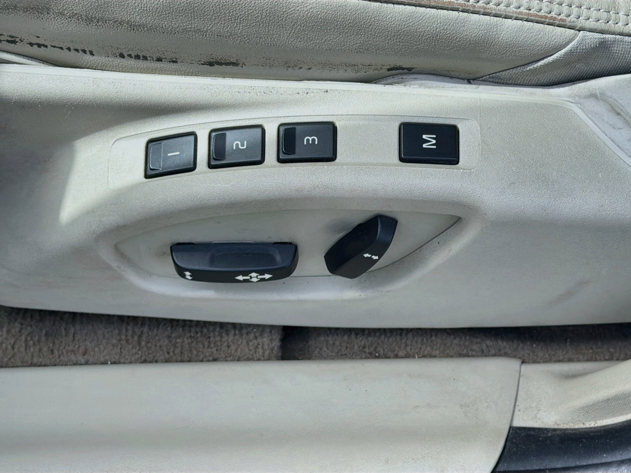 Used 2014 Volvo S60 T5 FWD image 23