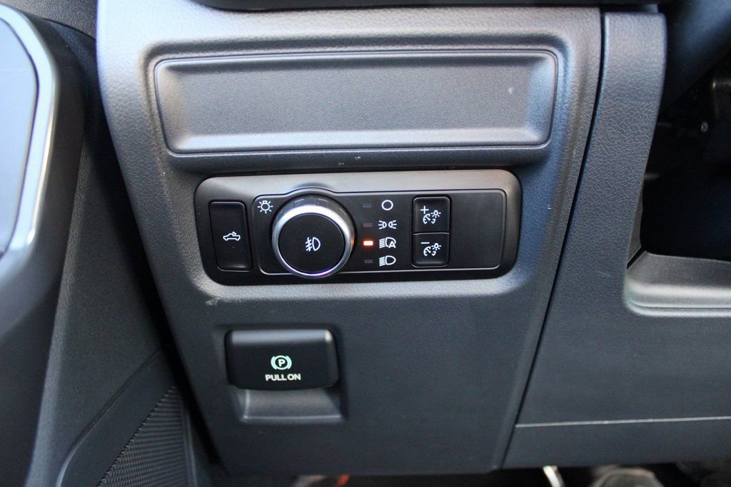 Used 2024 Ford F150 XLT w/ XLT Black Appearance Package image 21