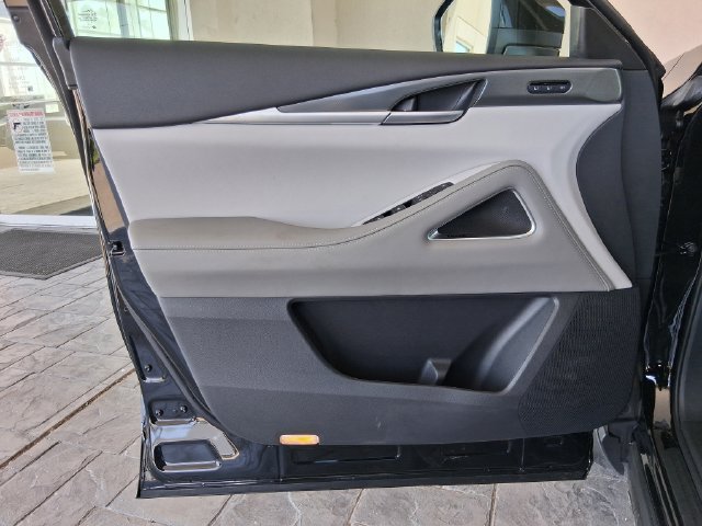New 2027 INFINITI QX60 Luxe w/ Cargo Package FWD image 15