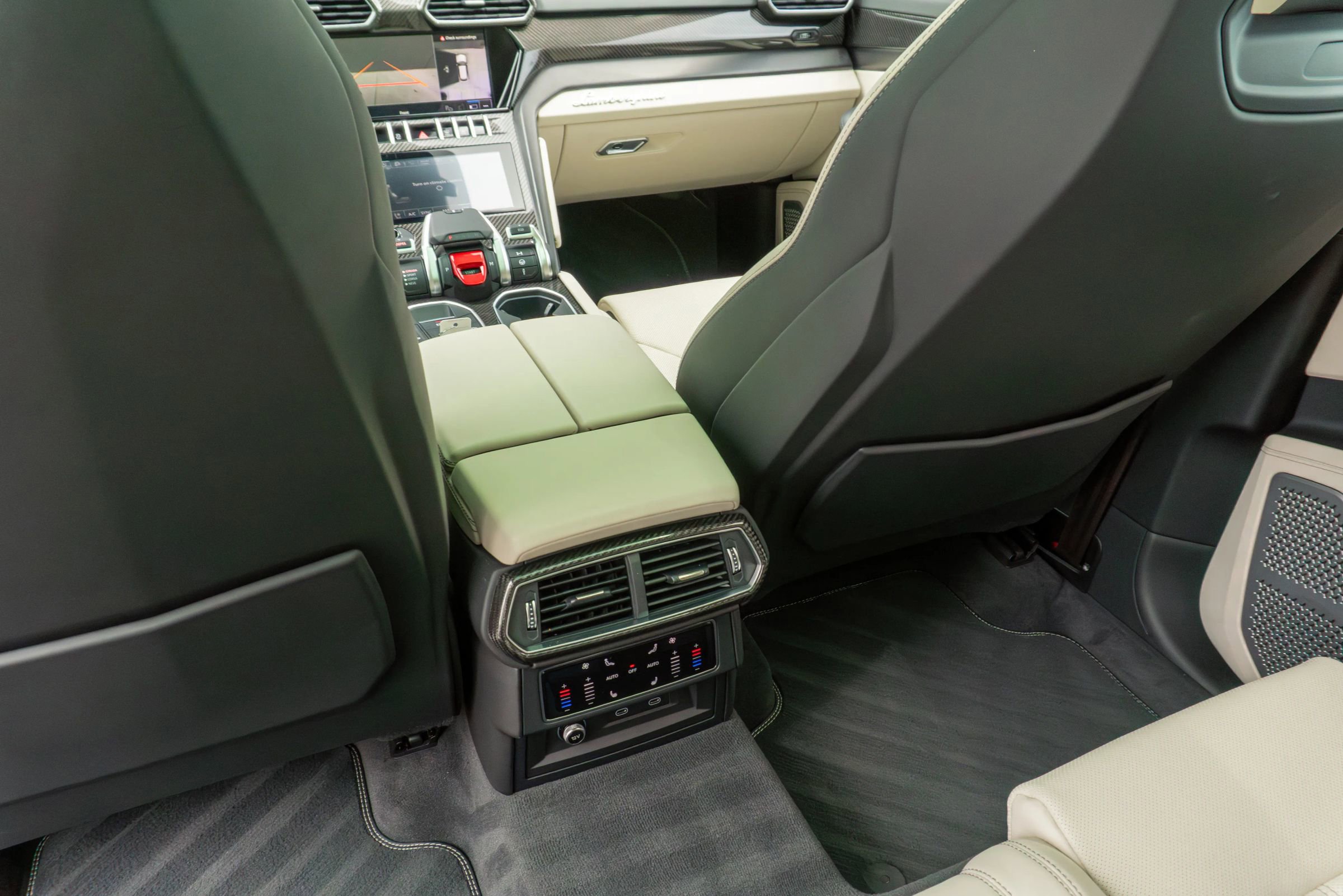 Used 2023 Lamborghini Urus S image 61